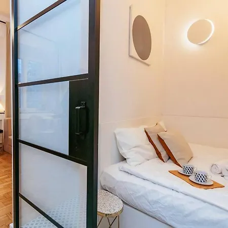 Charming Next To The Old Town! Apartman *