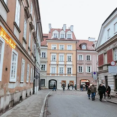 Charming Next To The Old Town!