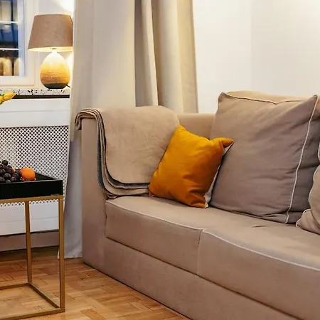 Charming Next To The Old Town! Apartman