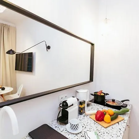 Charming Next To The Old Town!