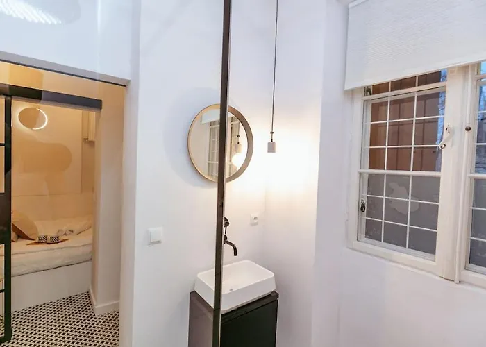 Charming Next To The Old Town!