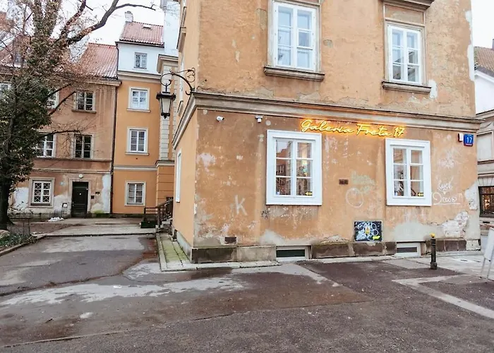 Charming Next To The Old Town! *