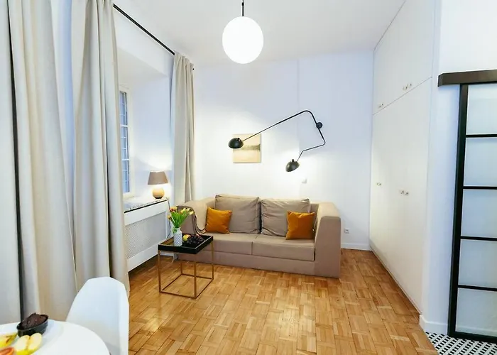 Charming Next To The Old Town! Warszawa