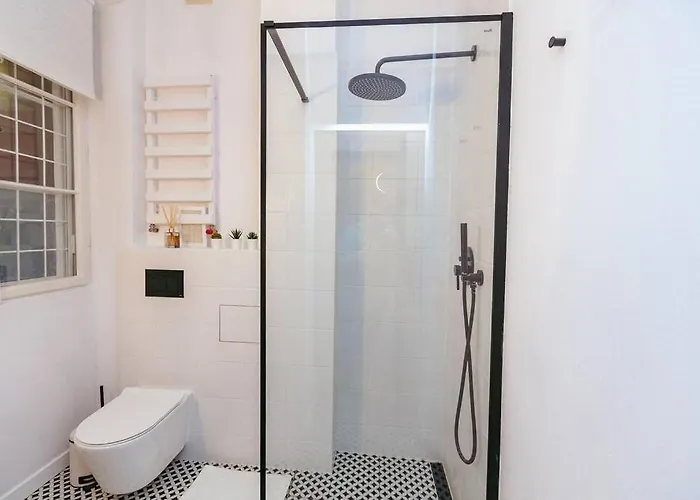 Charming Next To The Old Town! *