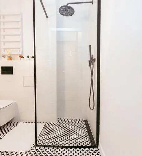 Charming Next To The Old Town!