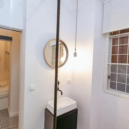 Charming Next To The Old Town!