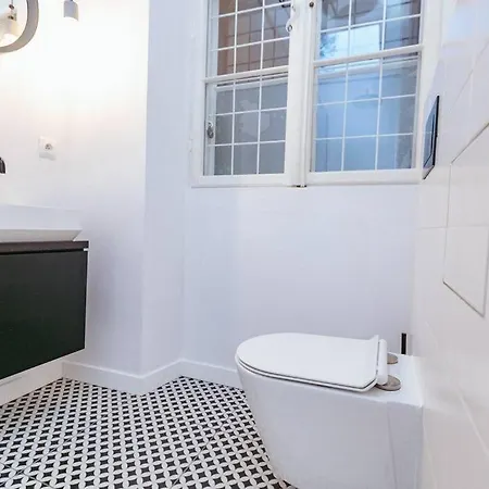 Charming Next To The Old Town! Warszawa