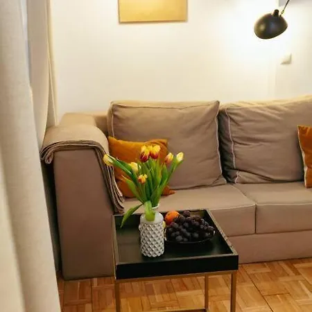 아파트 Charming Next To The Old Town! *