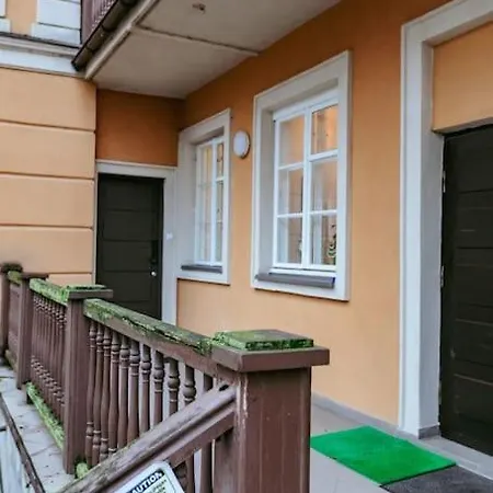 Charming Next To The Old Town! 아파트